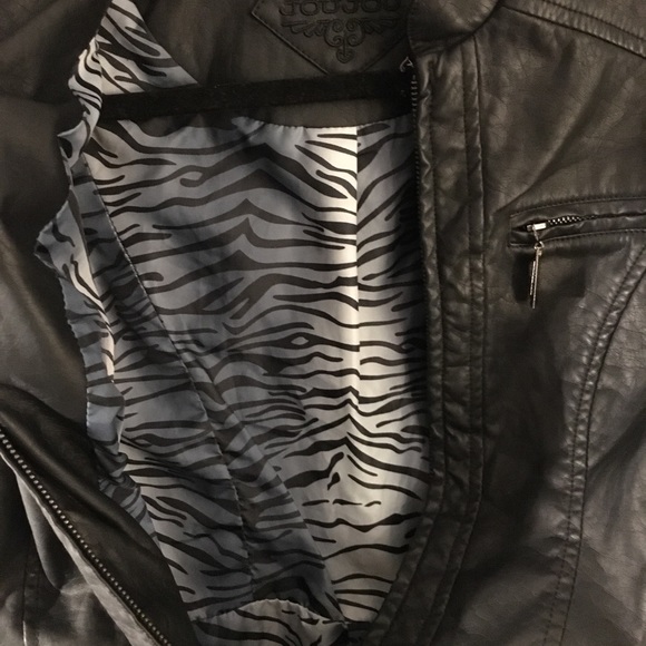Black Leather Jacket - Picture 4 of 8